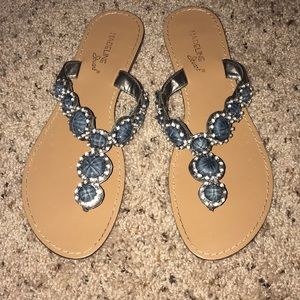Breathtaking sandals! Sparkles! ✨